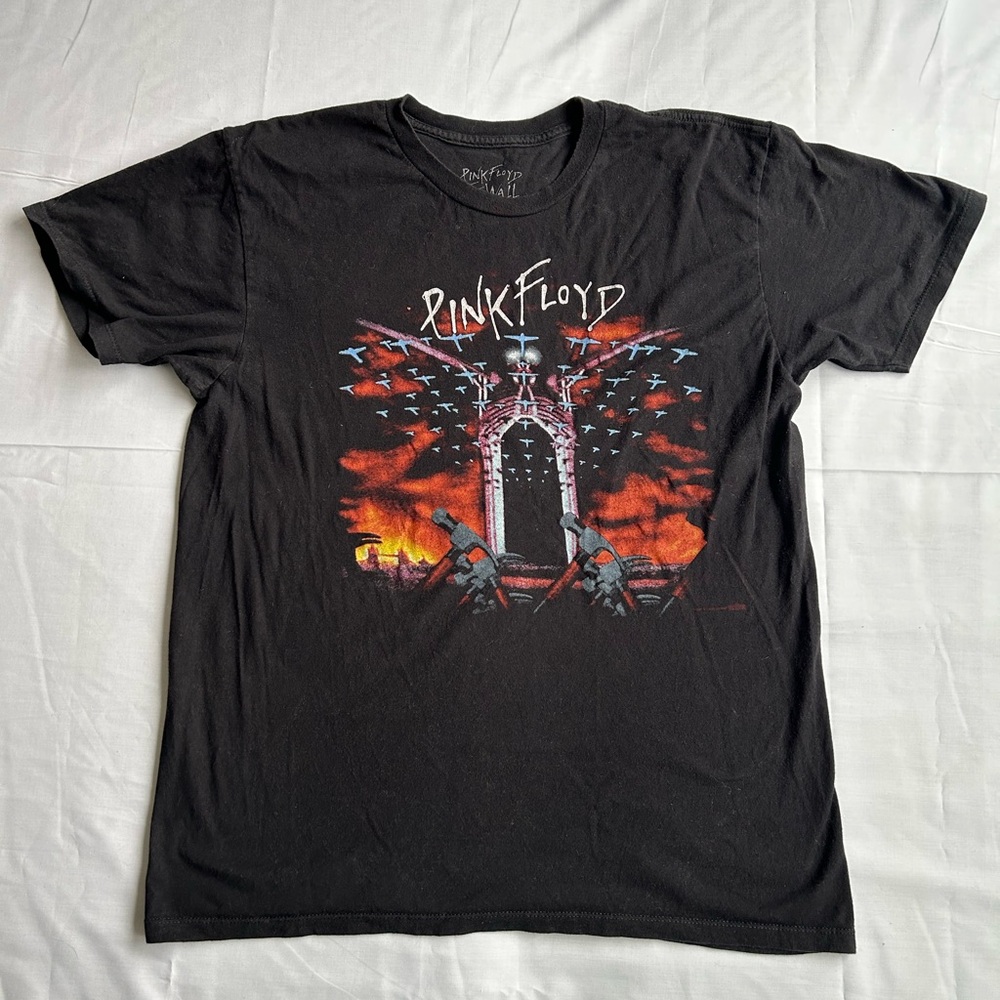Pink Floyd Black and Red Graphic Tee